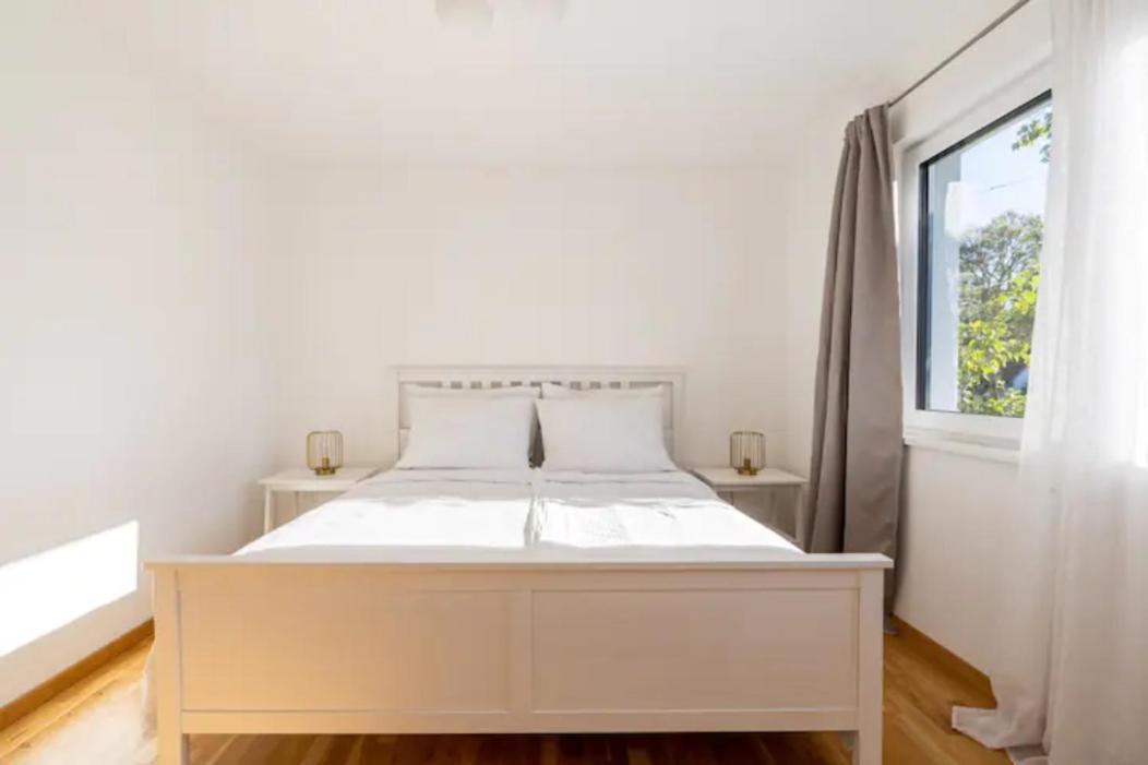 Near Lake Fully Furnished Beautiful Apartment Vienna Esterno foto